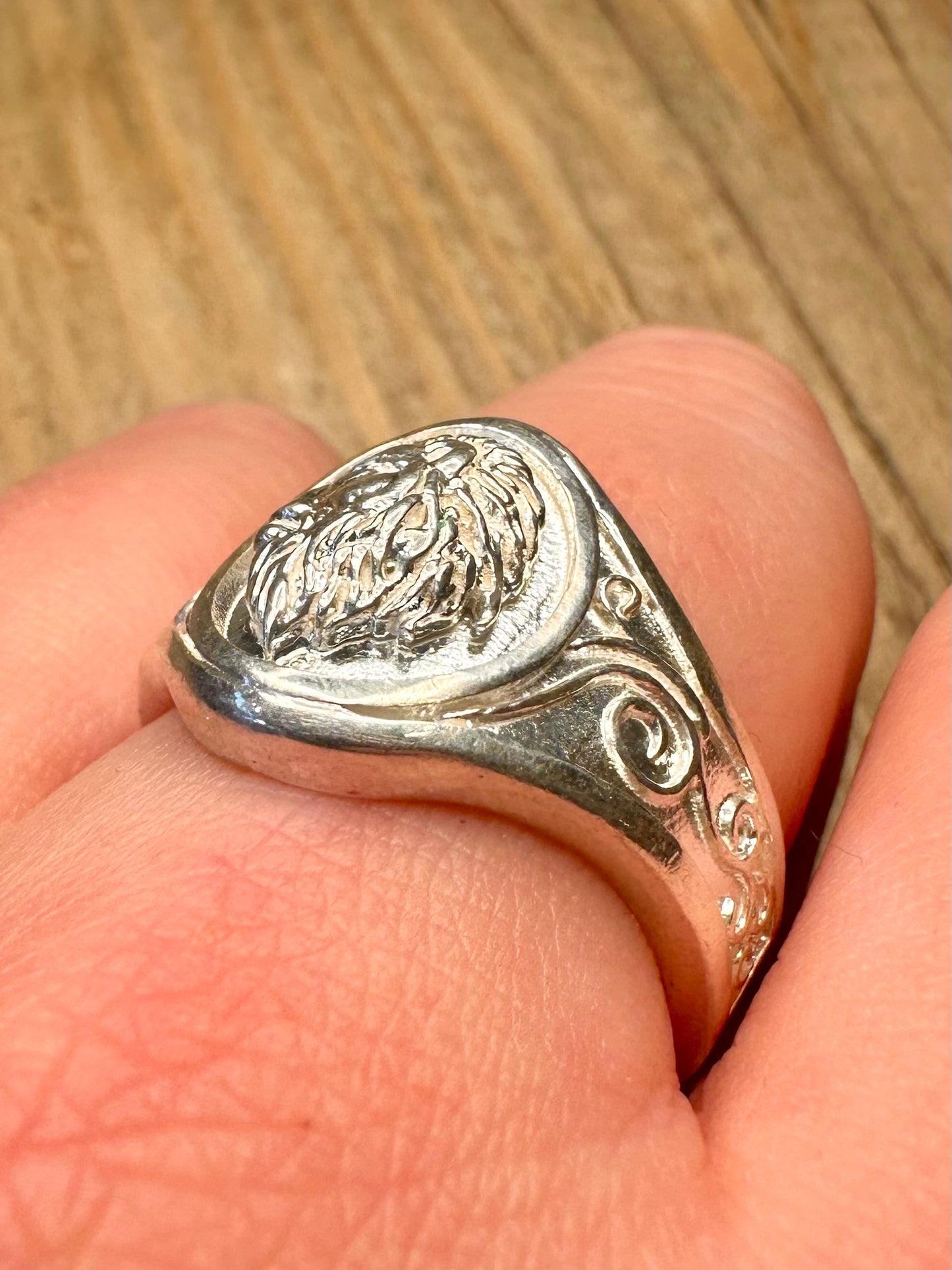 Modern Lion Head Engraved 925 Sterling Silver Size W Ring
