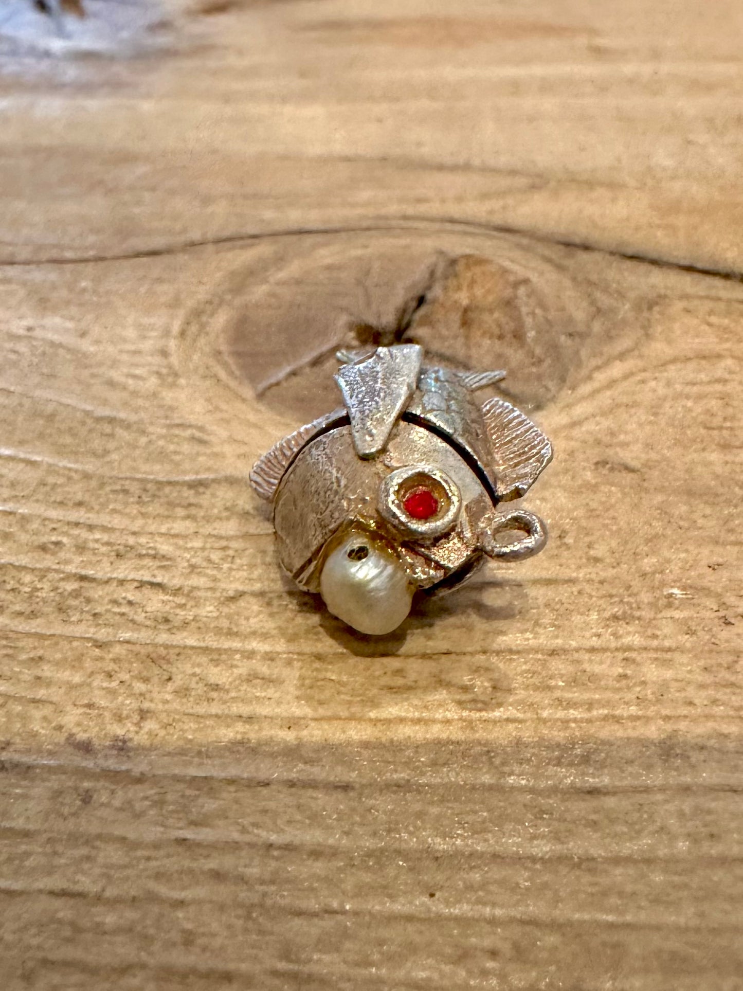 Vintage Fish Pearl and Red Stone Articulated Tail 925 Silver Charm Pendant