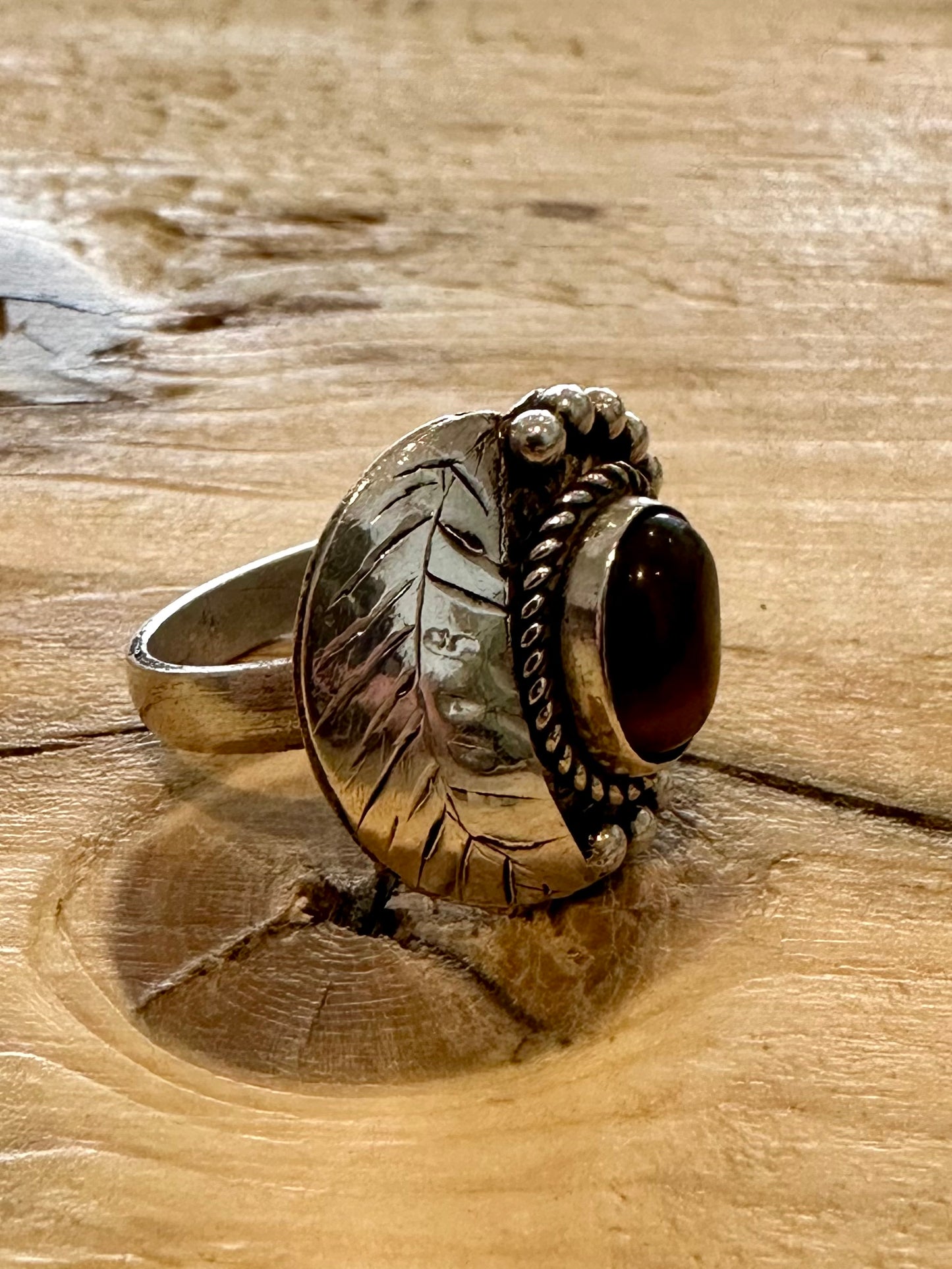 Vintage Navajo Tigers Eye Leaf 925 Silver Size Q Ring