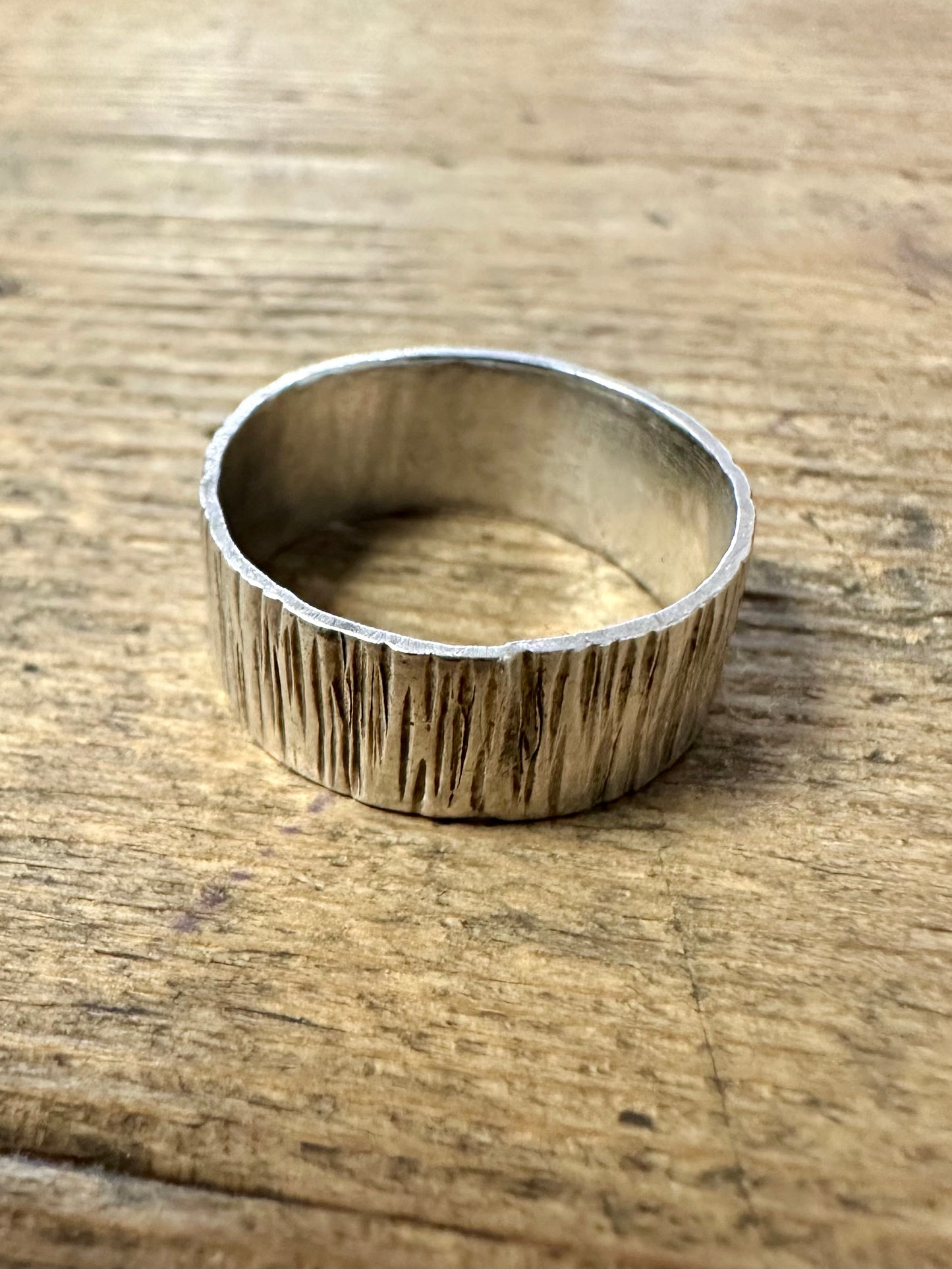 Vintage Bark Effect 925 Silver Size Q Ring