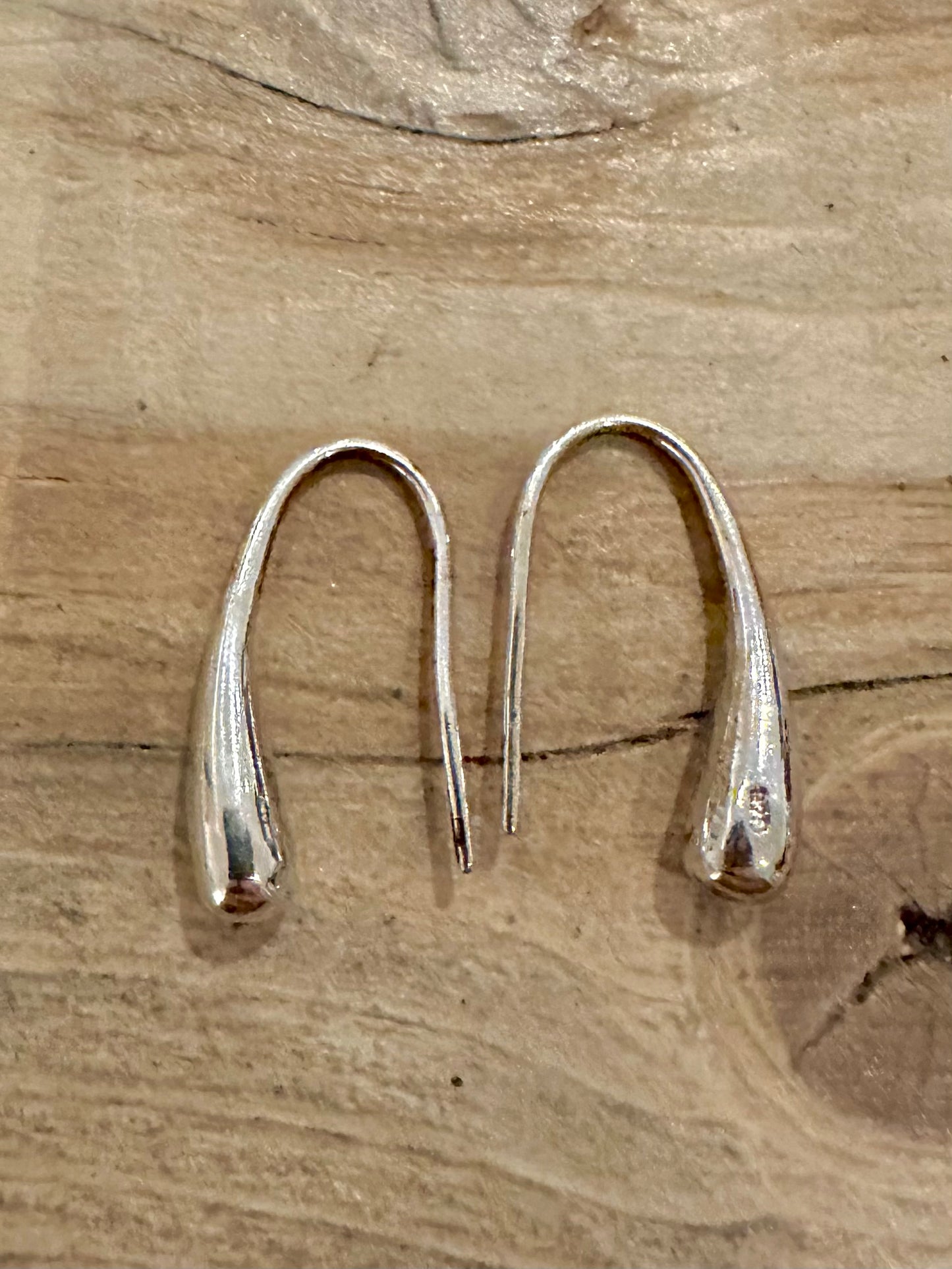 Modern Tear Drop 925 Silver Earrings