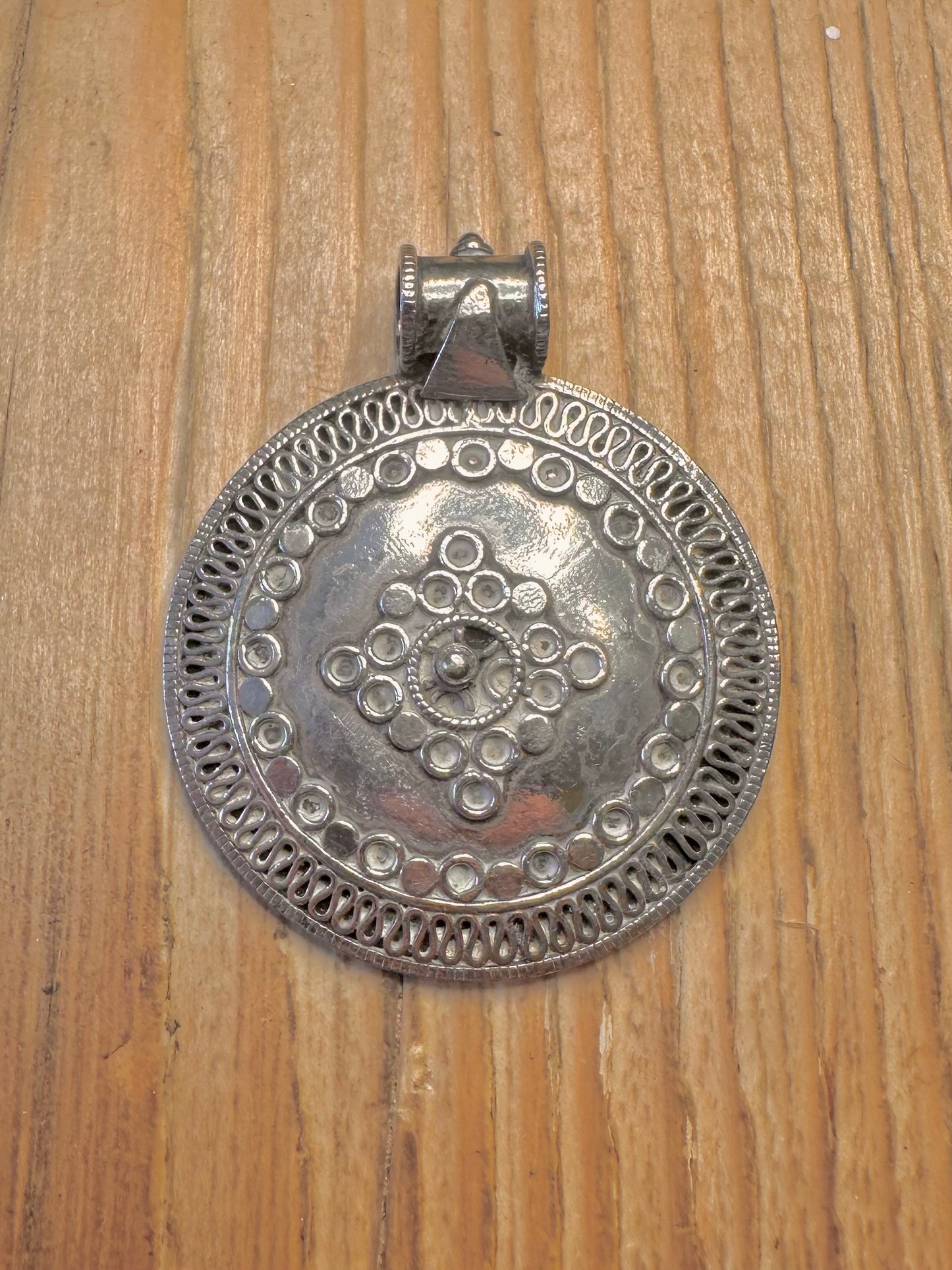 Vintage Tribal Style Circle 925 Sterling Silver Pendant