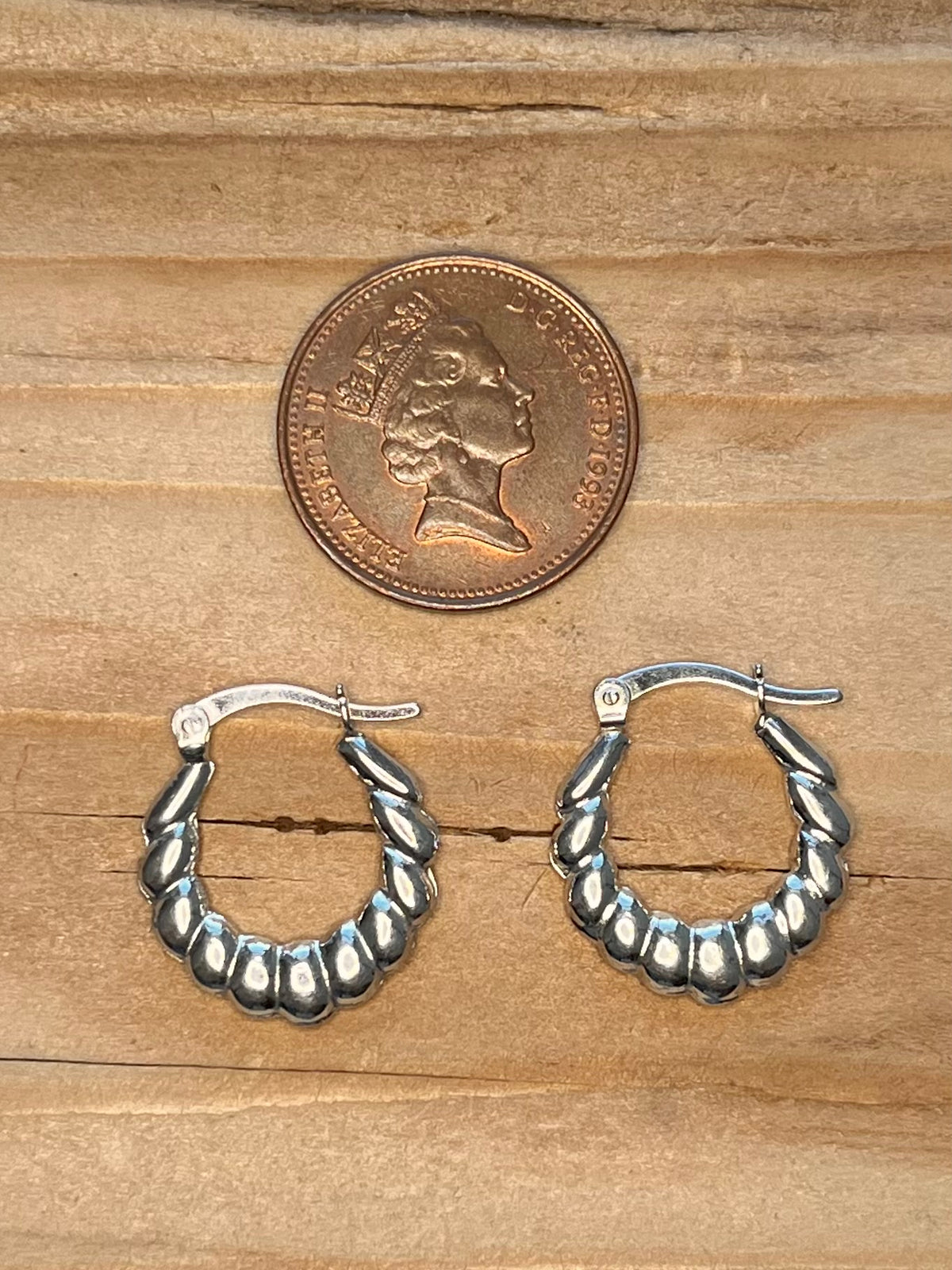 Small Scalloped 925 Sterling Silver Hoop Earrings