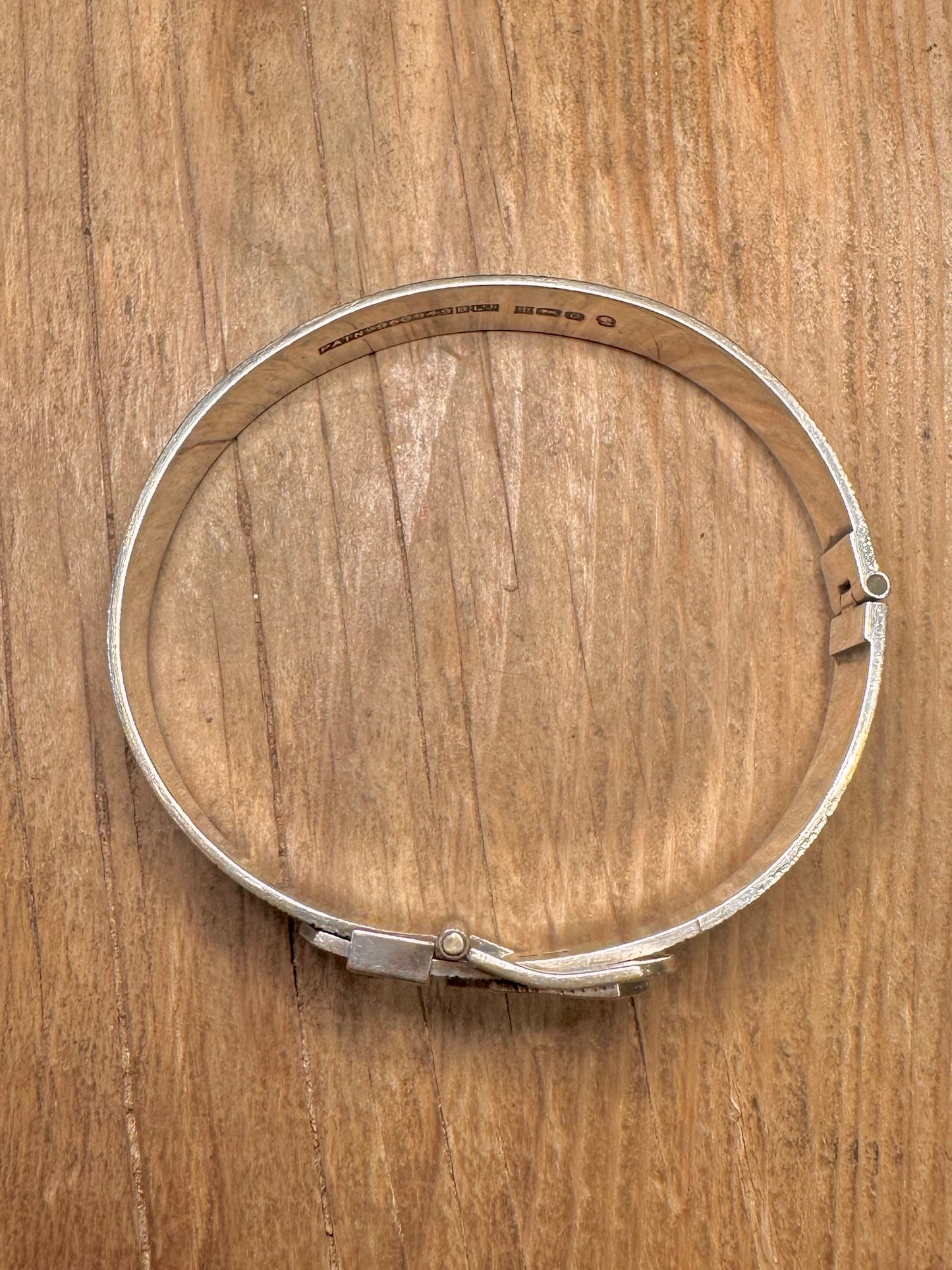 Vintage 1977 Buckle Belt Textured 925 Sterling Silver Bangle