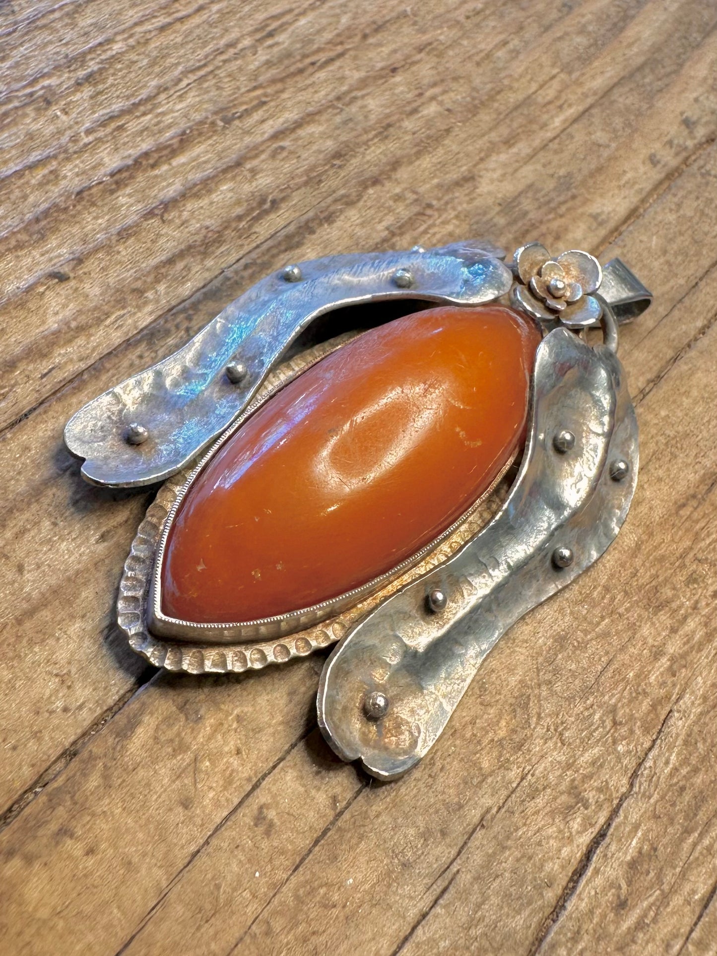 Floral Ornate Amber 900 Silver Pendant