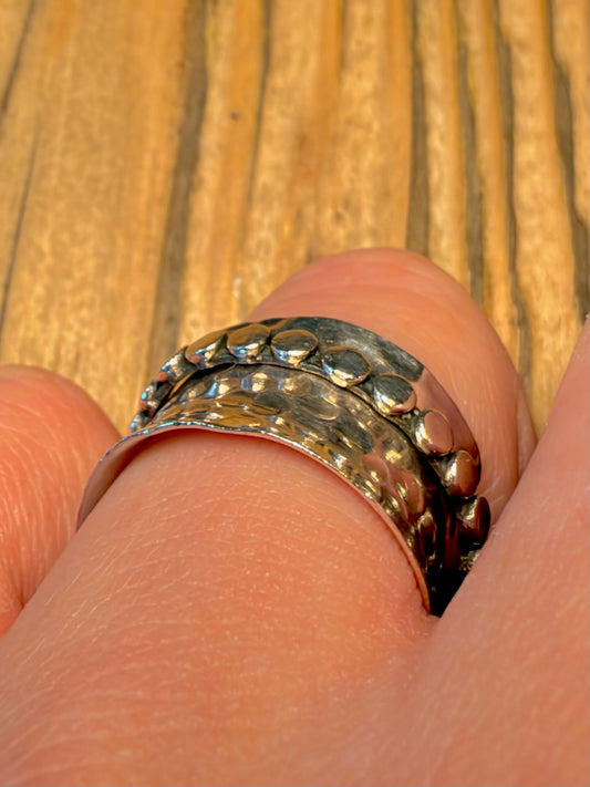 Hammered Circles Spinner 925 Sterling Silver Size R Ring