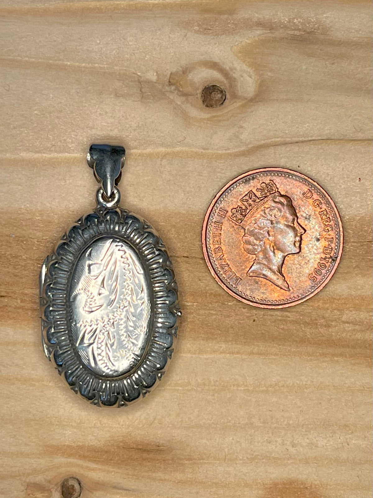 Embellished Engraved Oval Locket 925 Sterling Silver Pendant