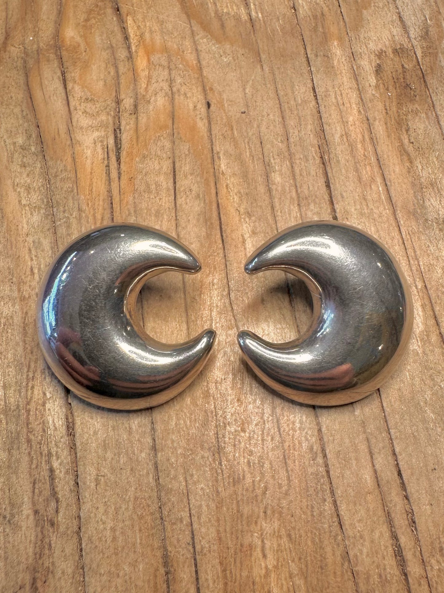 Modernist Moon Shaped Stud 925 Sterling Silver Earrings