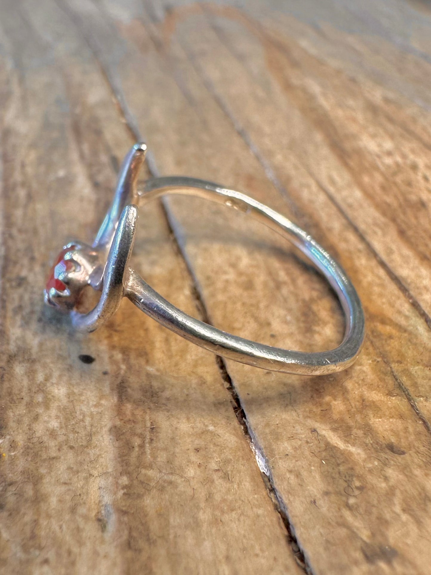 Crescent Moon Red Stone 925 Sterling Silver Size N Ring