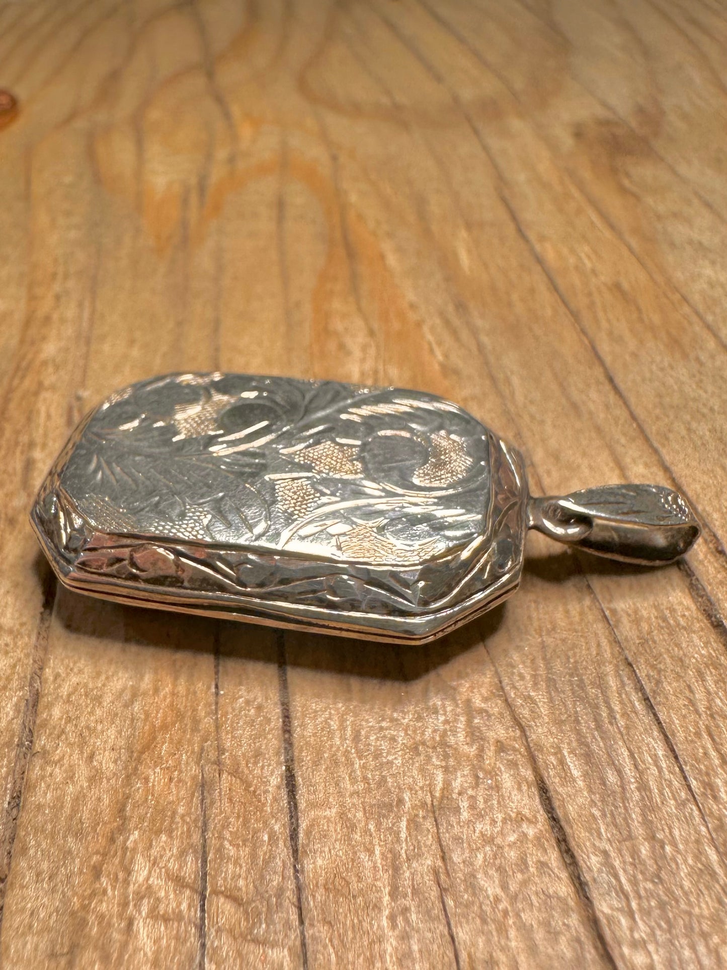 Vintage 1979 Engraved Rectangle 925 Sterling Silver Locket Pendant