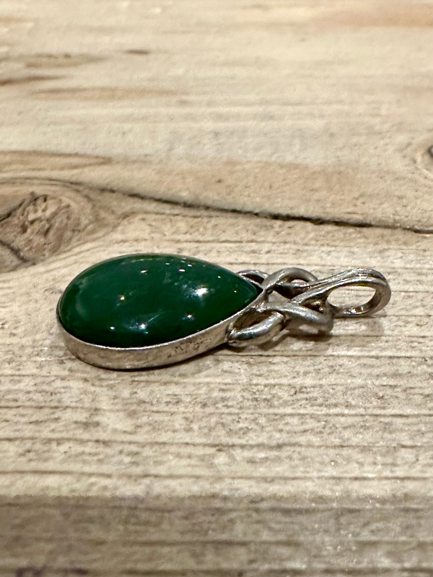 Vintage Green Tear Drop Celtic 925 Silver Pendant