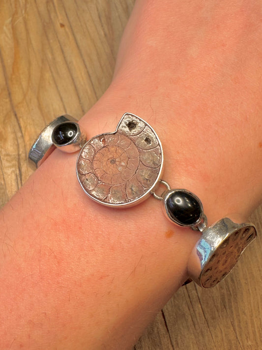 Vintage Ammonite and Onyx T Bar 925 Sterling Silver 7.5 inch Bracelet