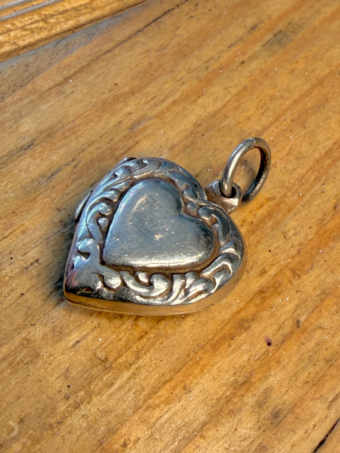 Heart Decorative Locket 925 Sterling Silver Pendant