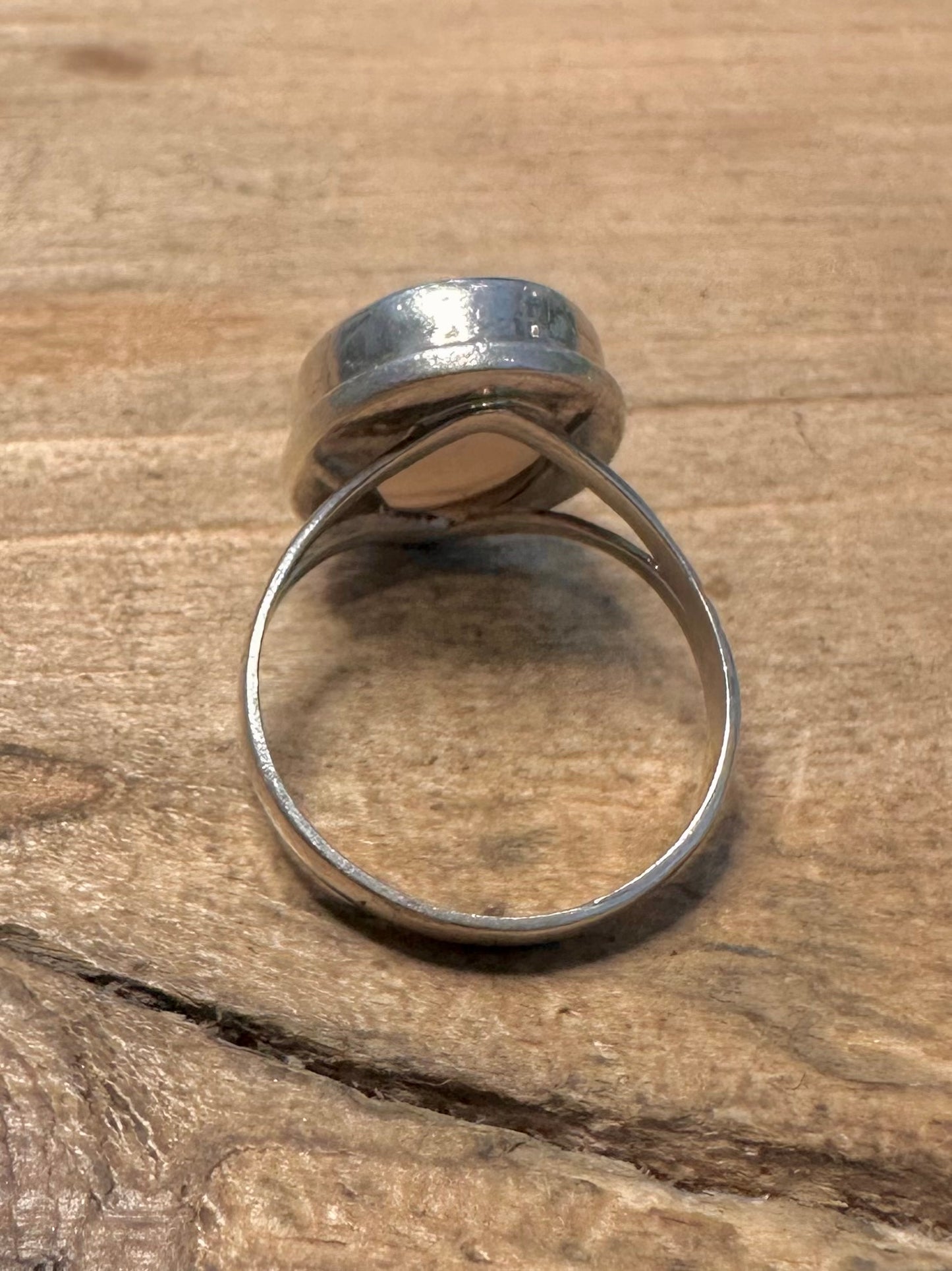 Vintage Oval Mother of Pearl 925 Silver Size O1/2 Ring