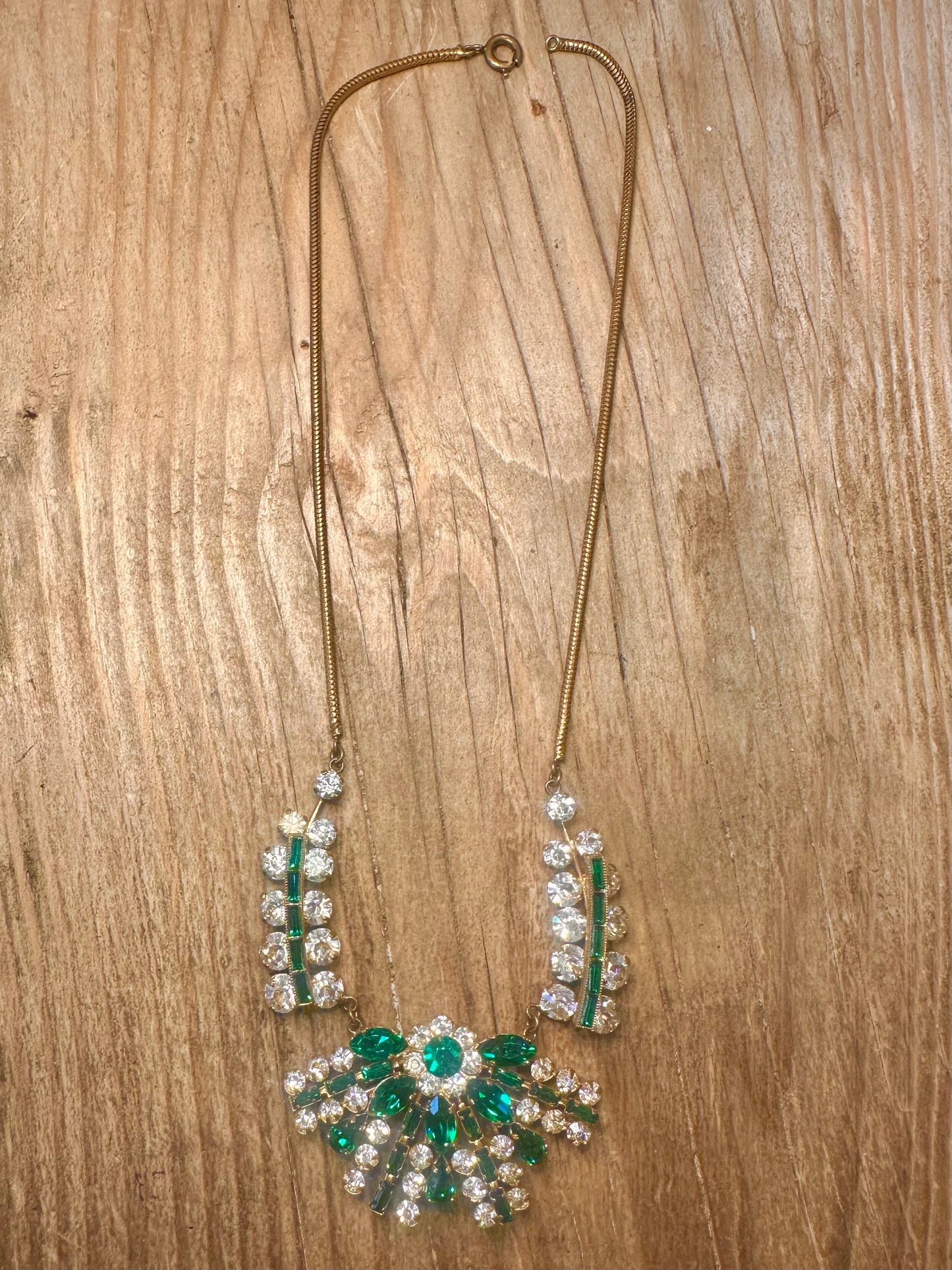 Vintage Art Deco Green and Clear Rhinestone Gold Tone 16 inch Costume Necklace
