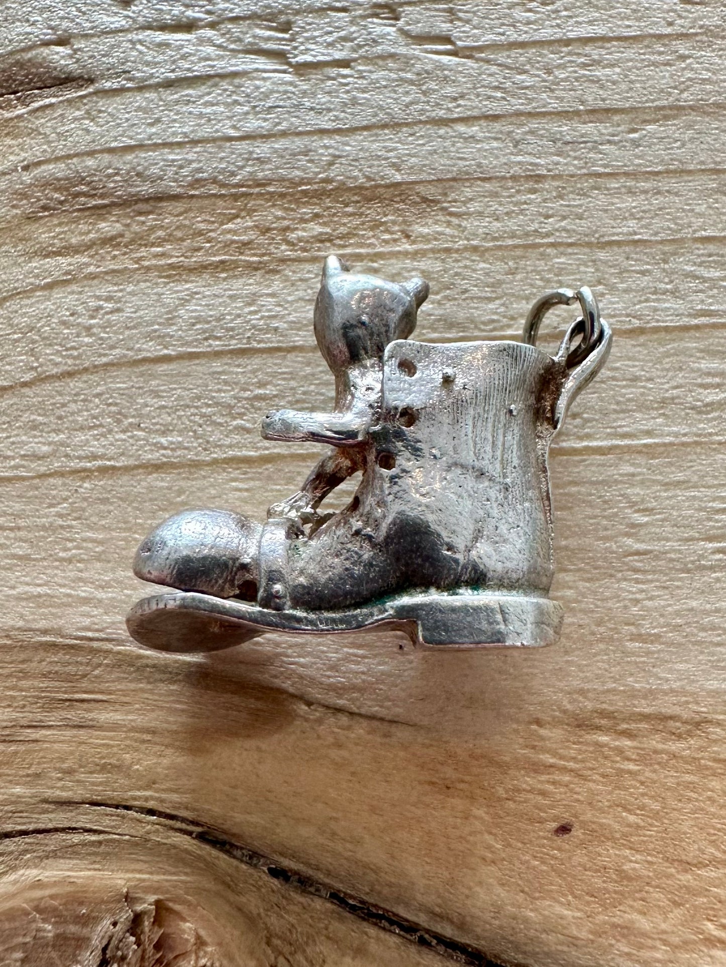 Vintage Cat in Boot Solid 925 Silver Charm Pendant