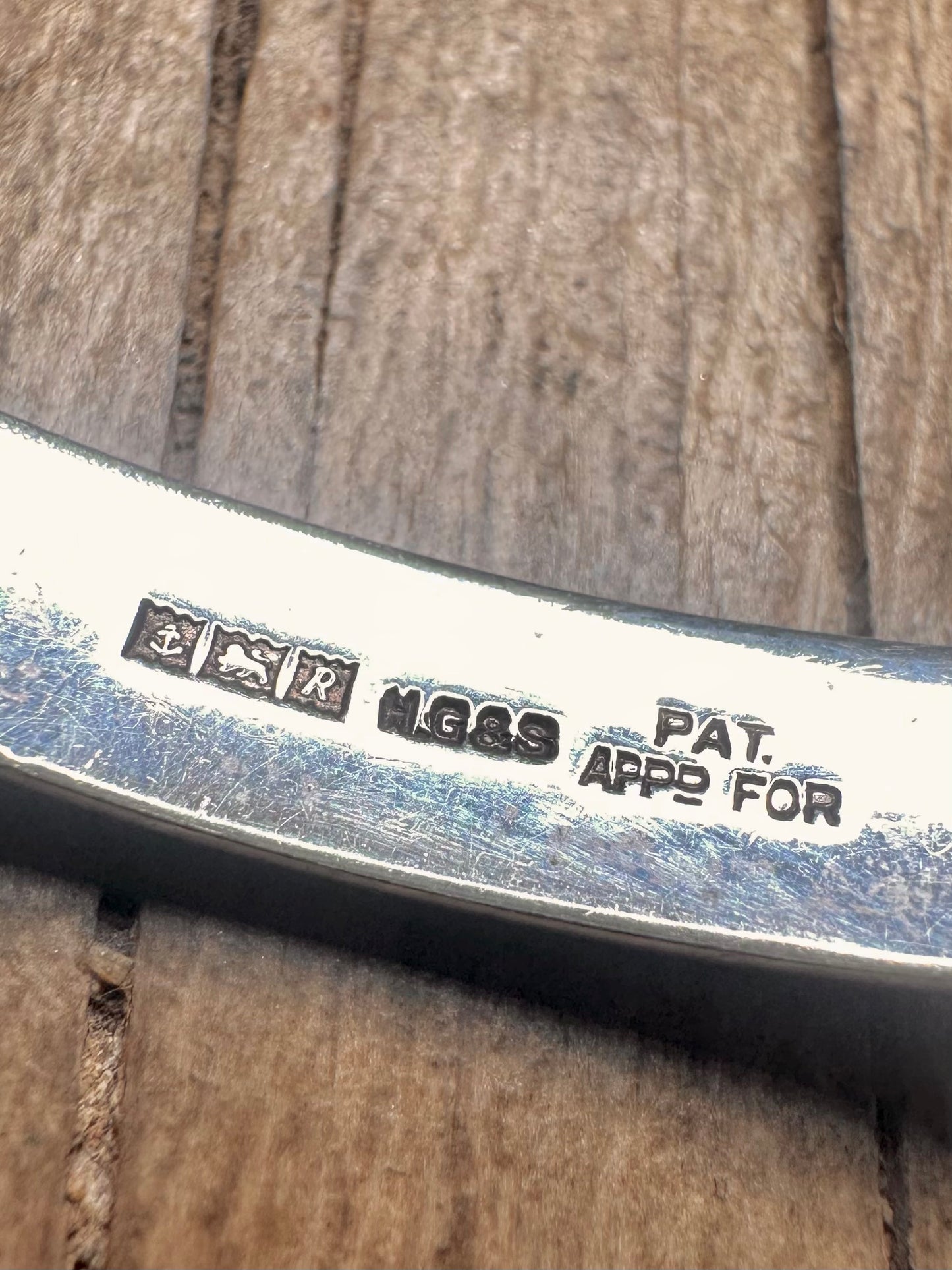 Vintage 1966 Engraved Design 925 Sterling Silver Bangle