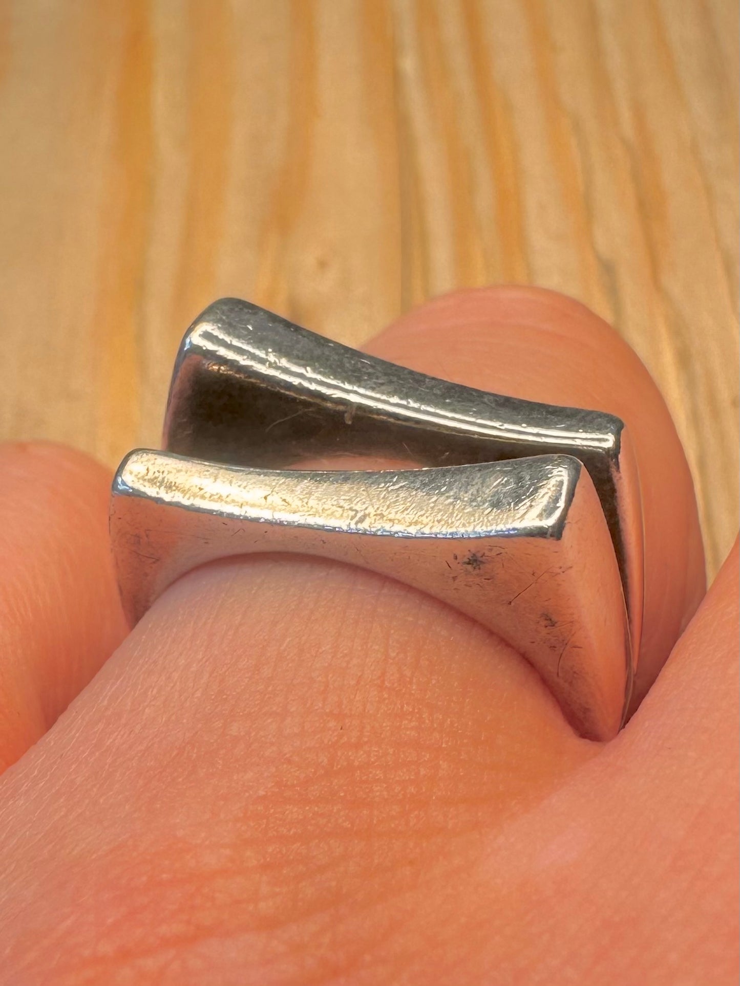 Abstract Overlapping 925 Silver Size P Ring