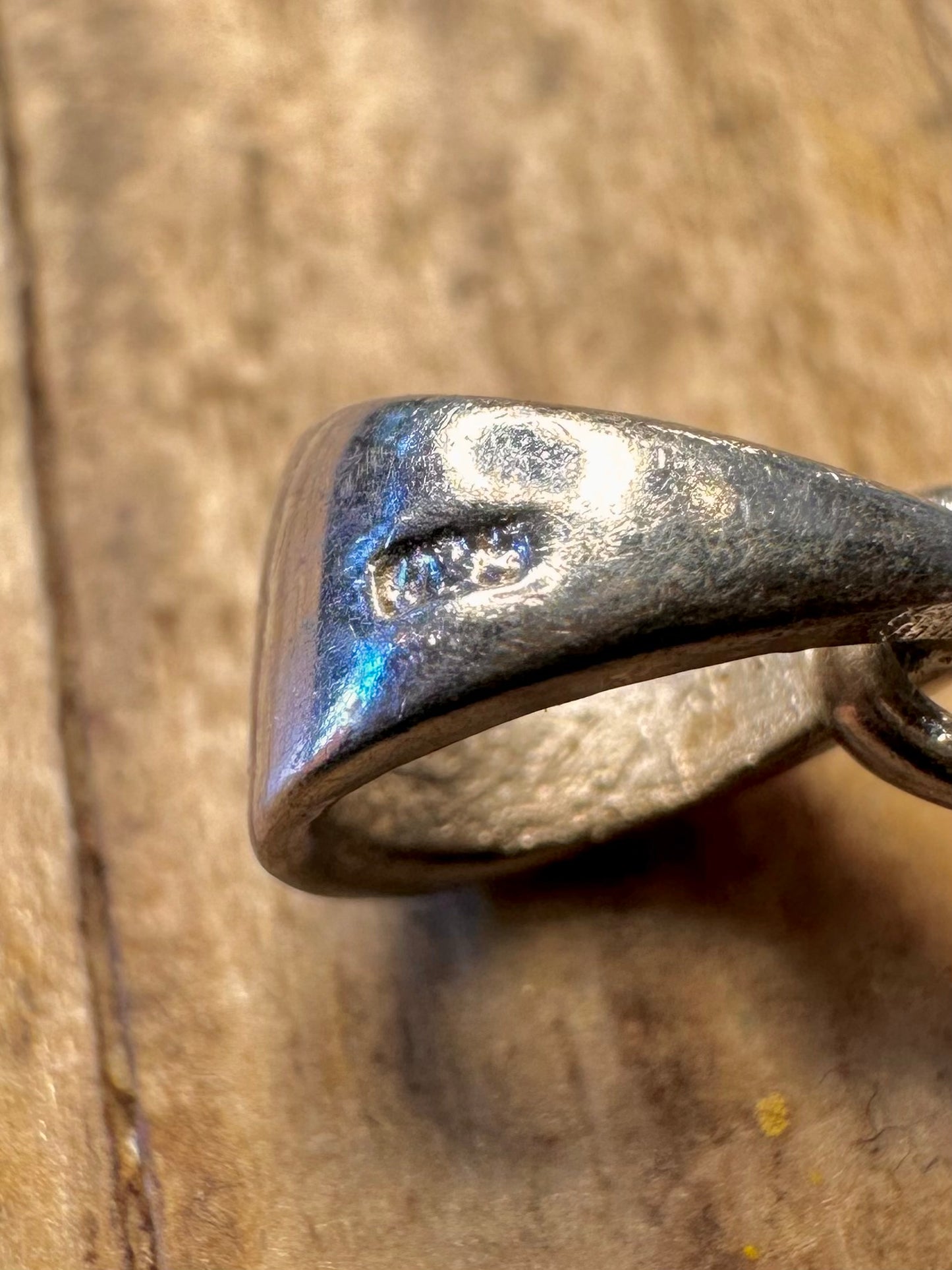 Opal-Tropfenanhänger aus 925er Sterlingsilber