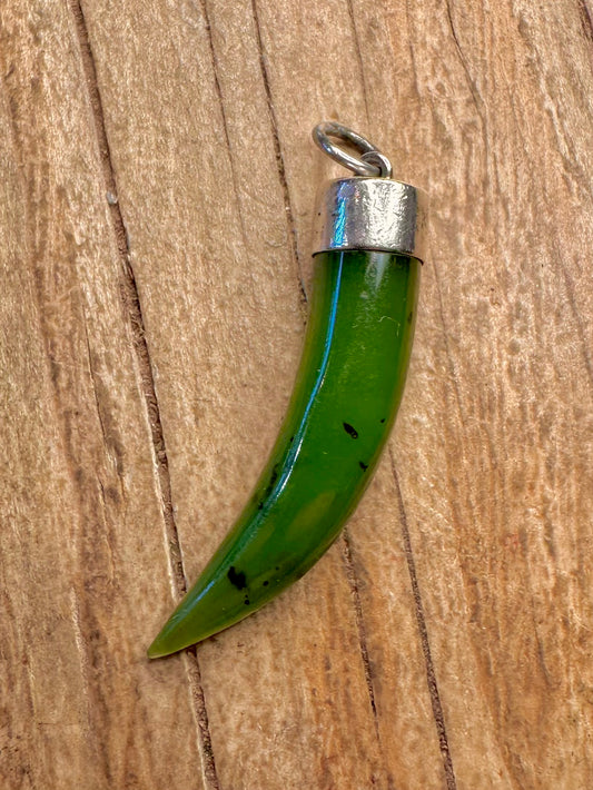 Vintage Jade Claw 925 Sterling Silver Pendant