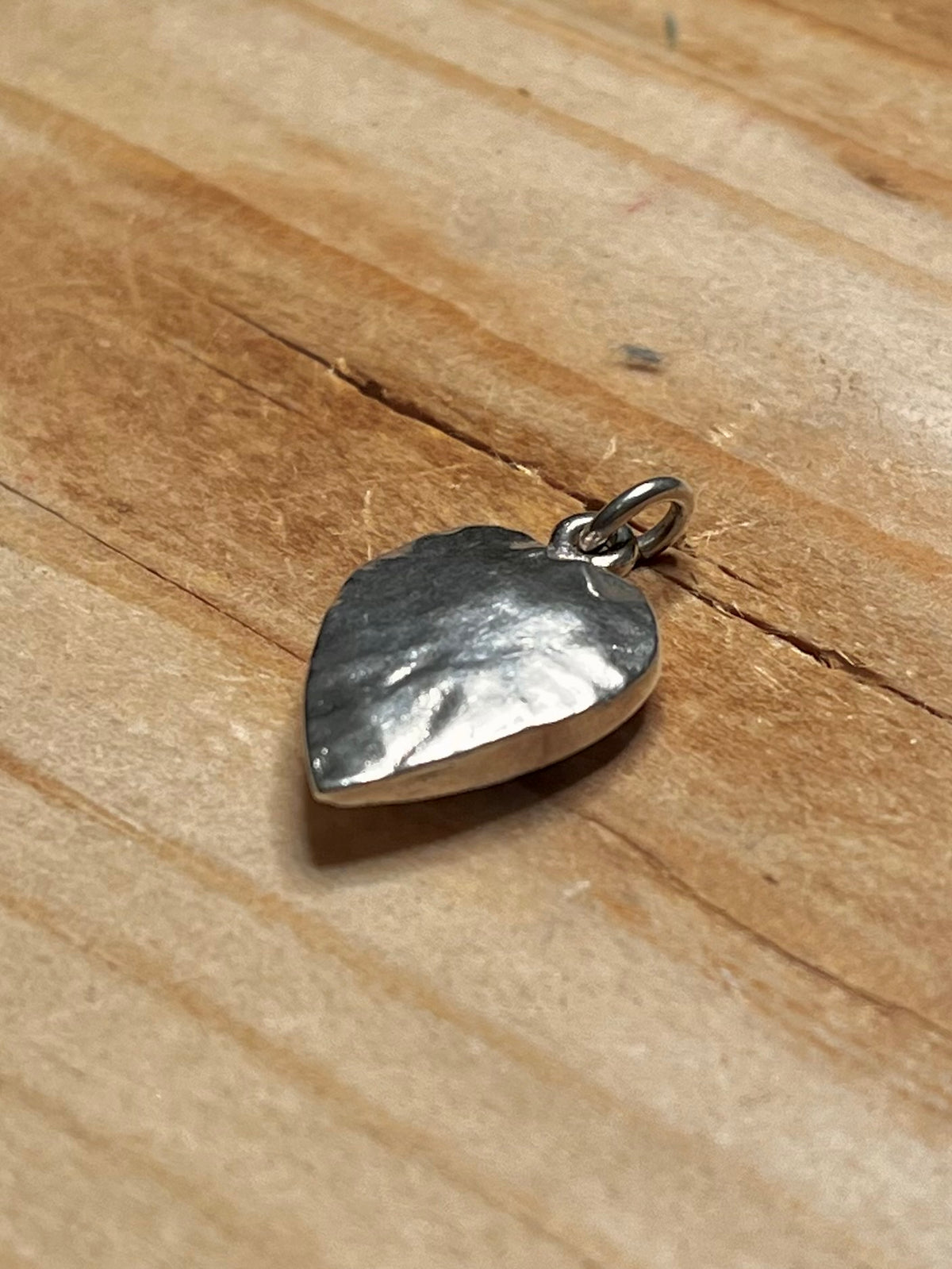 Hammered Heart 1999 Maker WT London 925 Sterling Silver Pendant