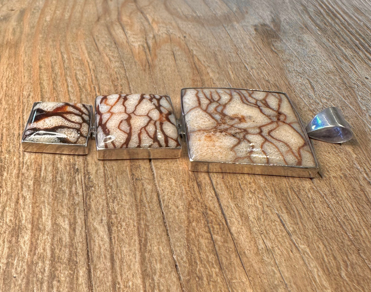 Vintage Square Shell 925 Sterling Silver Pendant