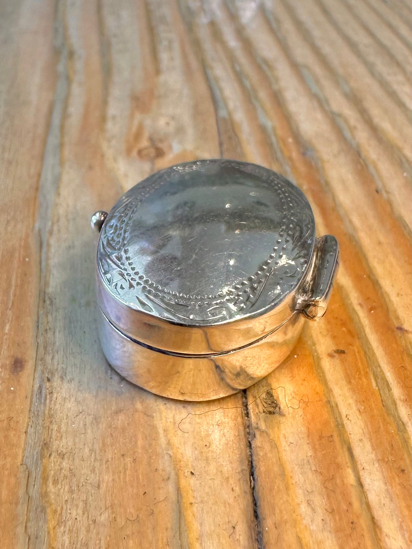 Engraved Oval Pill Box 925 Sterling Silver Collectable