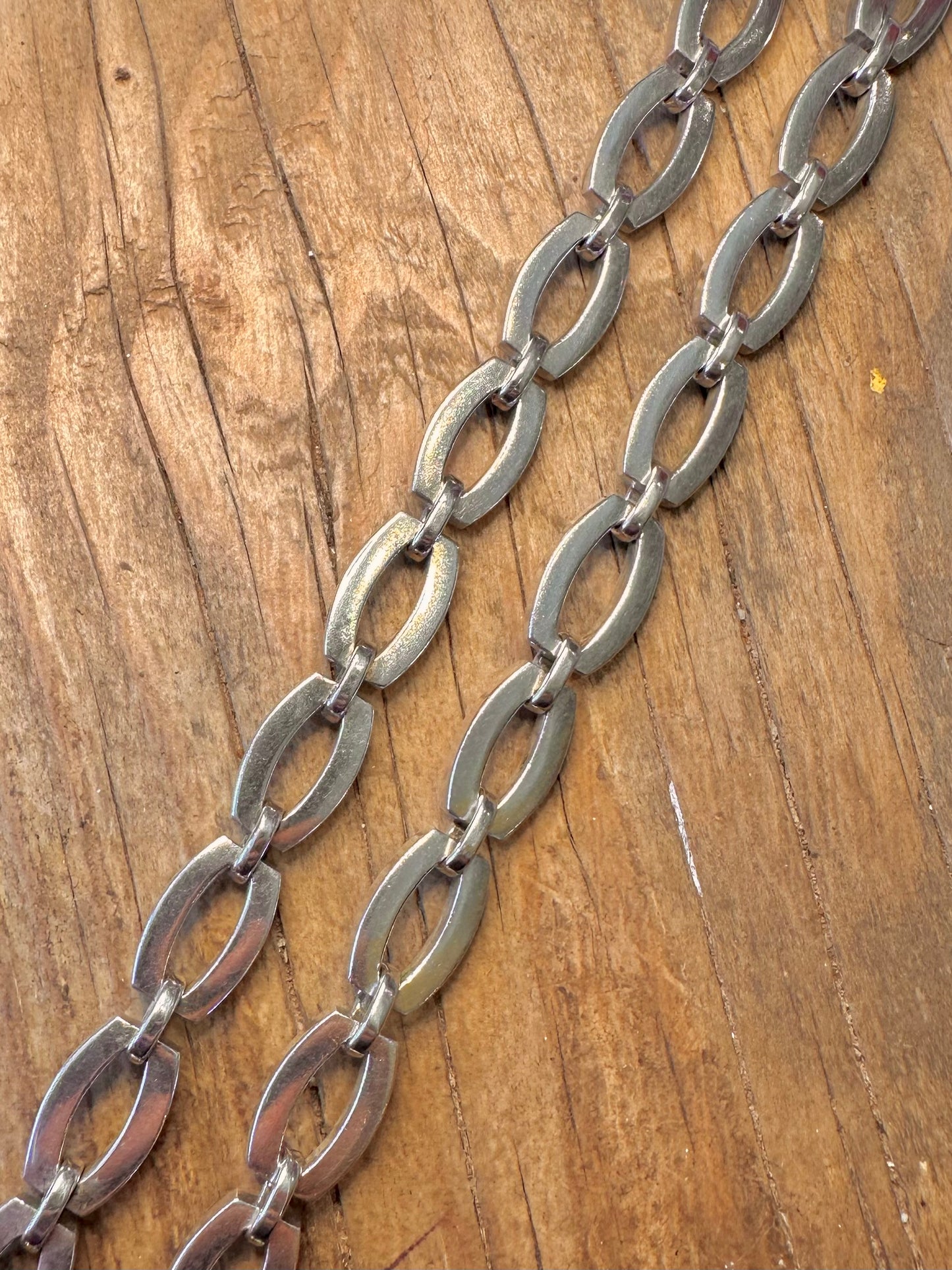Abstract 2001 Oval Link T Bar 925 Sterling Silver 18 inch Necklace