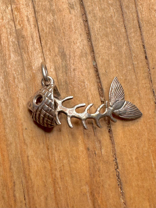 Vintage Nuvo Skeleton Fish 925 Sterling Silver Charm Pendant