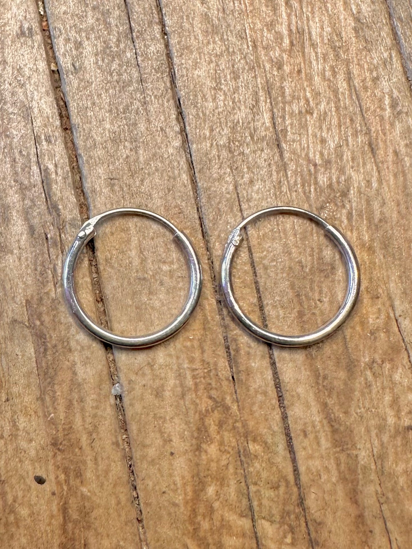 Kleine Creolen Schlafohrringe aus 925er Sterlingsilber