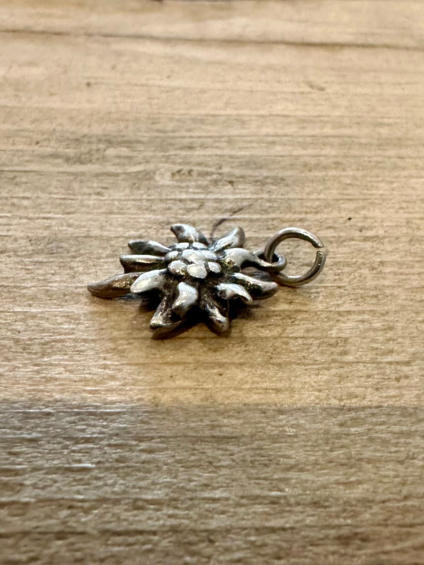 Vintage Flower Eledweiss 925 Silver Charm Pendant