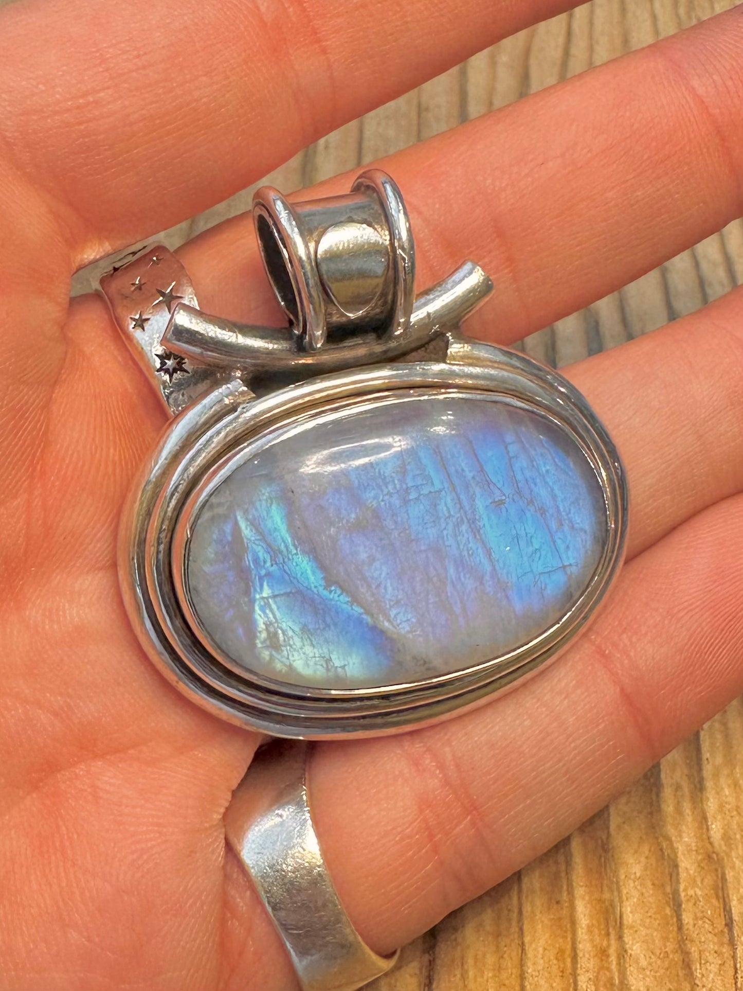 Large Rainbow Moonstone 925 Sterling Silver Pendant