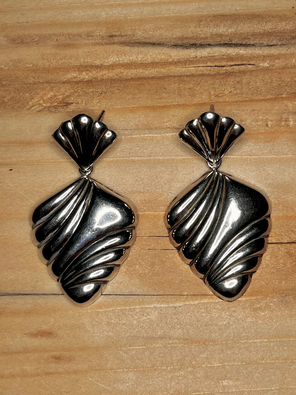 Ribbed Fan 925 Sterling Silver Drop Earrings