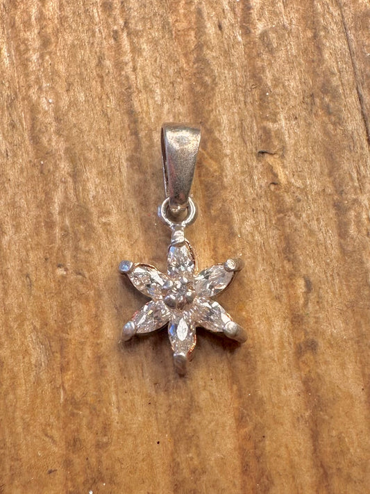 Blumen CZ Cluster 925 Sterling Silber Anhänger