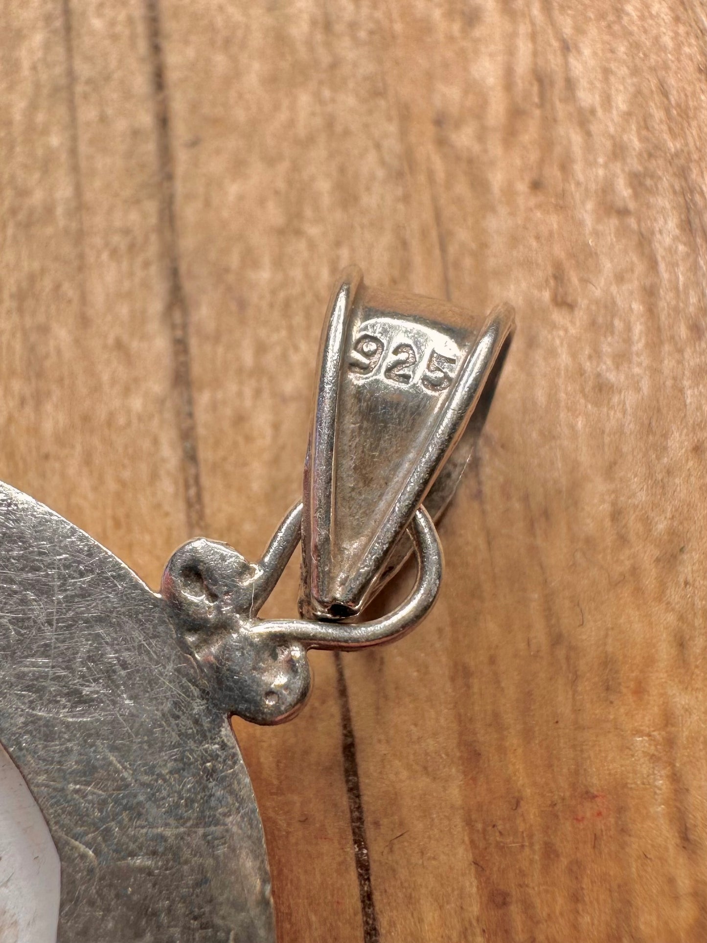 Vintage White Shell Oval 925 Sterling Silver Pendant