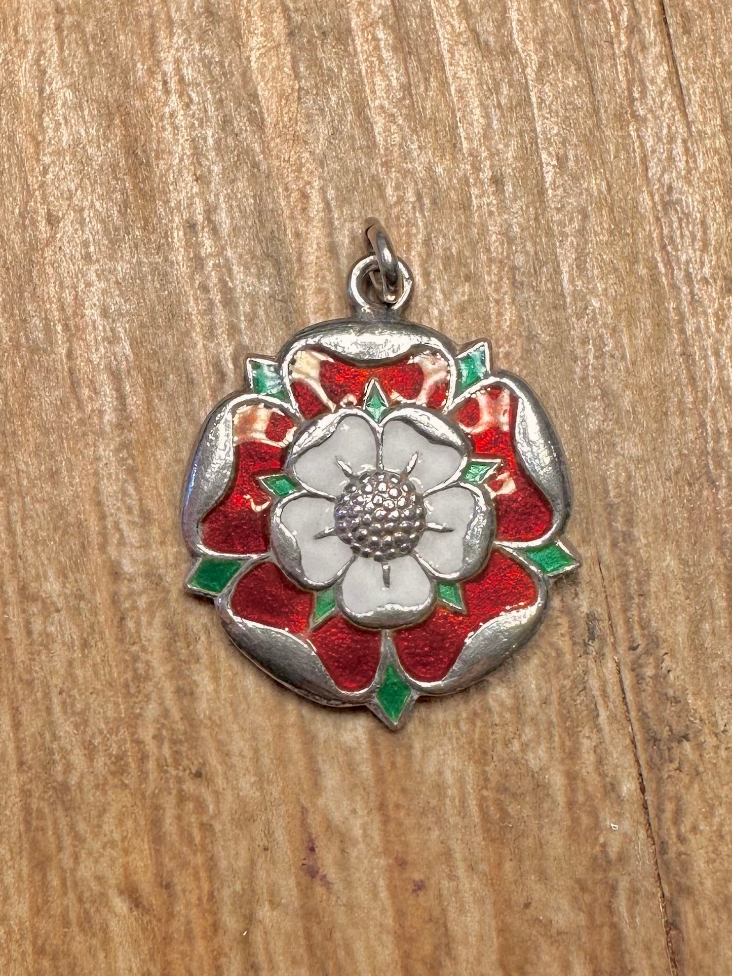 Vintage 1987 Tudor Rose Enamel 925 Sterling Silver Pendant