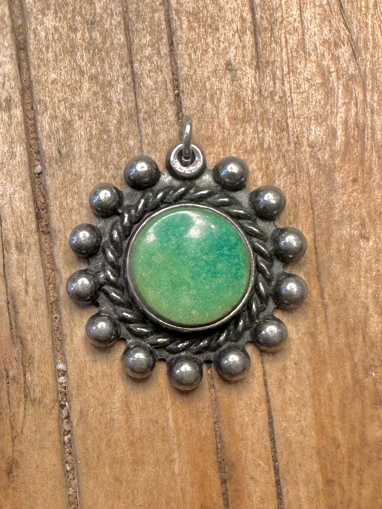 Vintage Southwestern Green Turquoise Ornate 925 Sterling Silver Pendant
