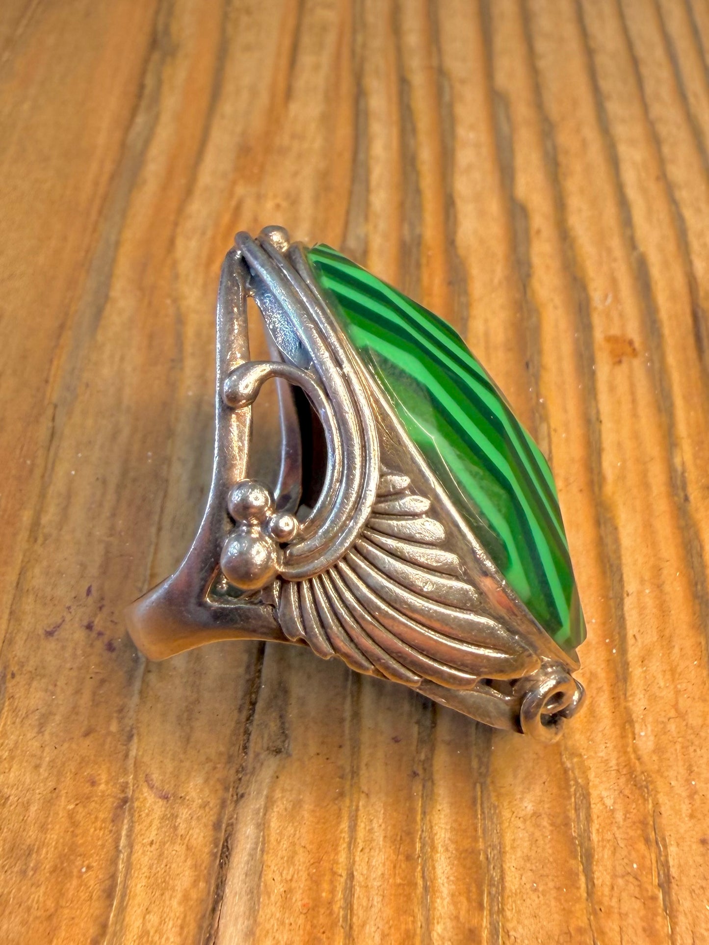 Large Navajo Style Malachite Leaf Design 925 Sterling Silver Size O Ring