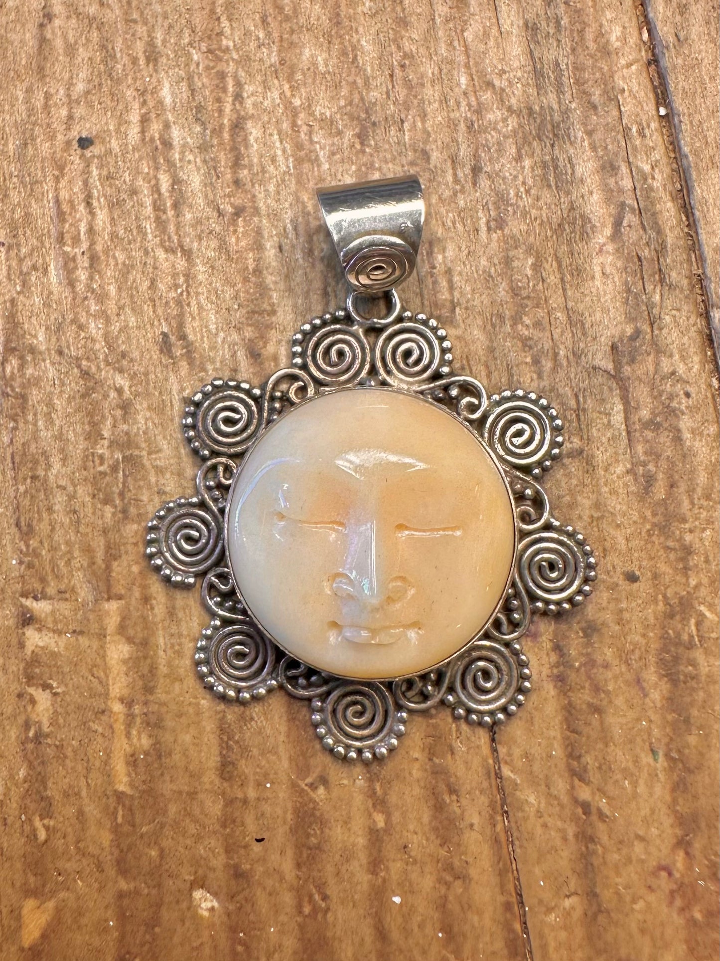 Cream Stone Moon Face Swirl 925 Sterling Silver Pendant