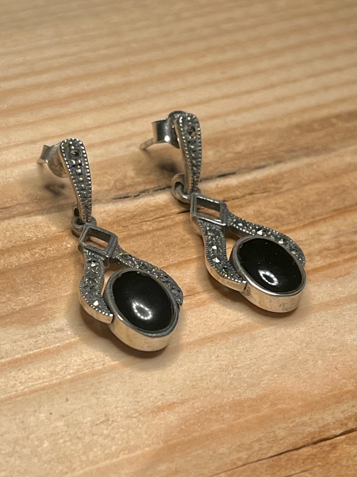 Mother Of Pearl and Black Onyx Reversible Drop 925 Sterling Silver Earrings
