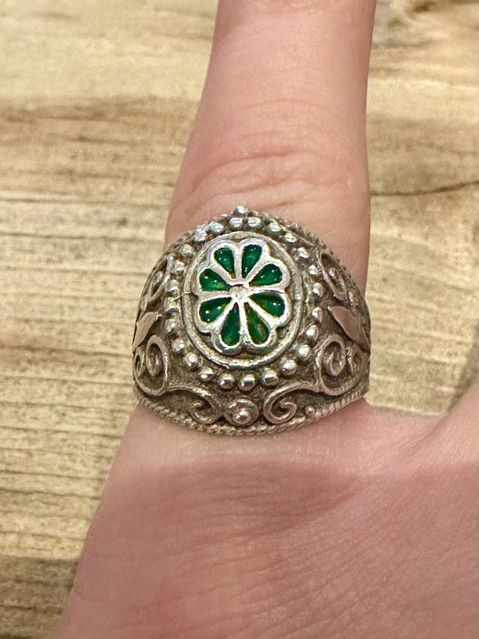 Vintage Decorative Green Enamel 925 Silver Size M Ring