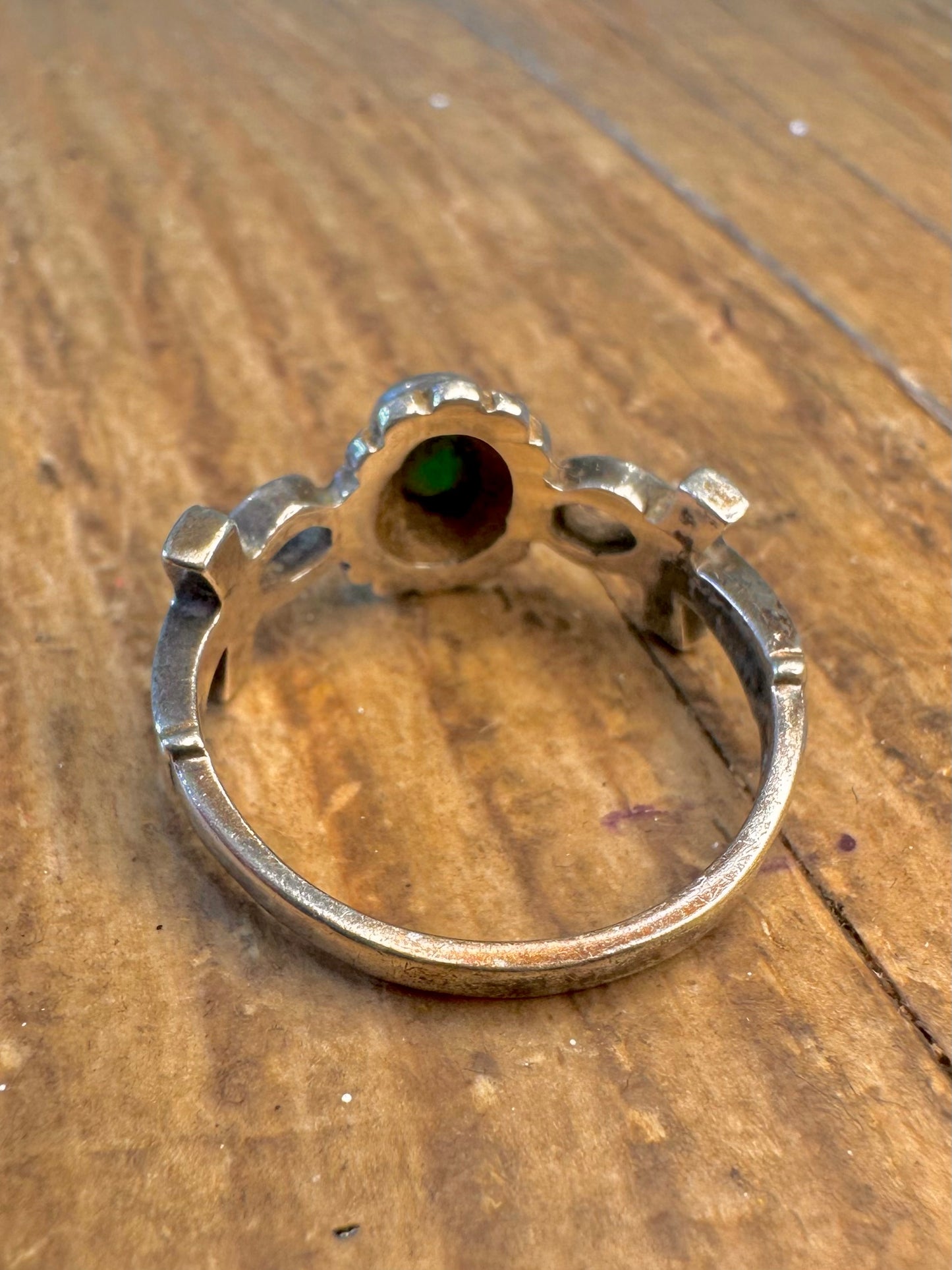 Green Stone Ankh Style 925 Sterling Silver Size P Ring