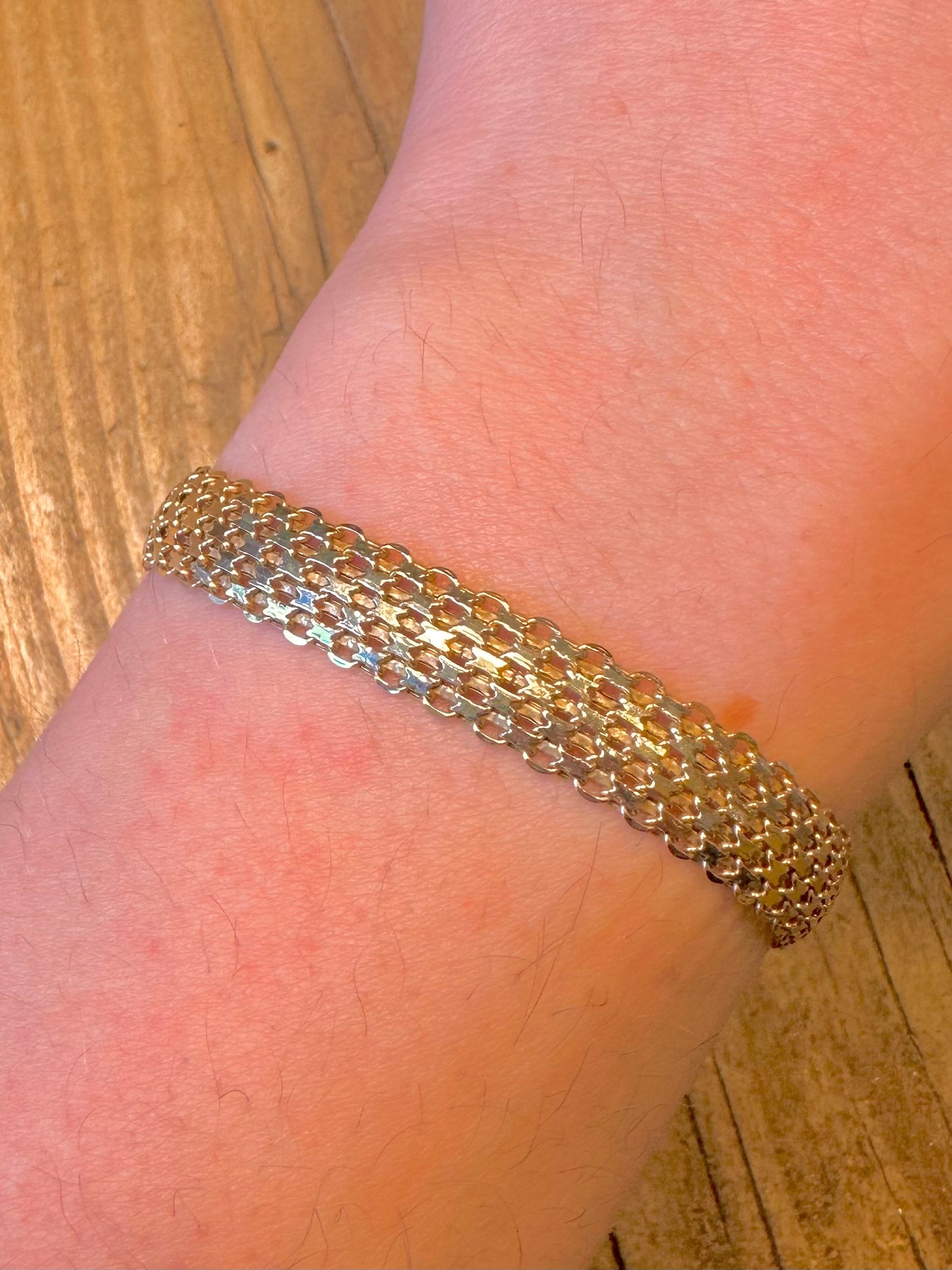 9ct Gold Bismarck Woven Chain Marker ALd 7.5 inch Bracelet