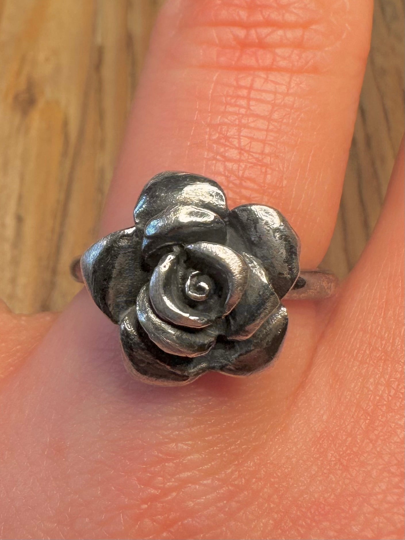 Modern 2010 Rose Oxides 925 Sterling Silver Size P Ring