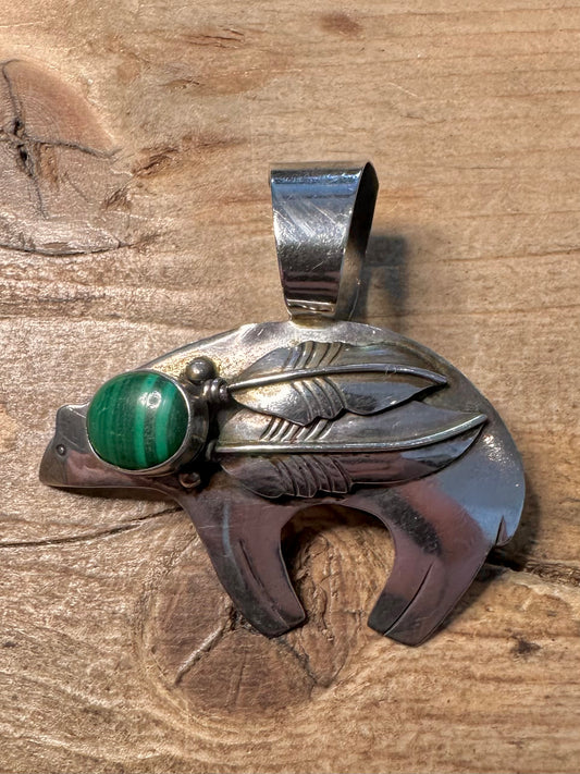 Vintage Native American Bear Malachite 925 Sterling Silver Pendant