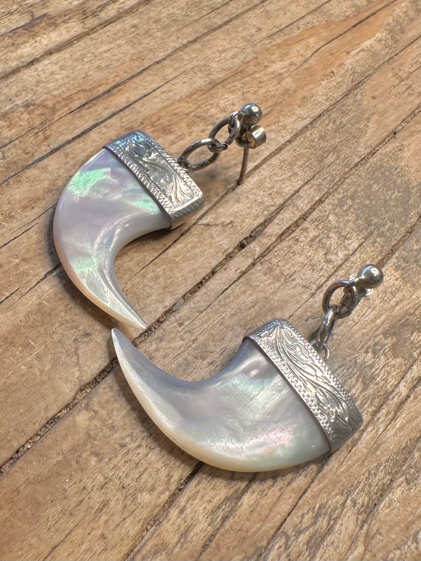 Mother of Pearl Claw Engraved 925 Sterling Silver Earrings