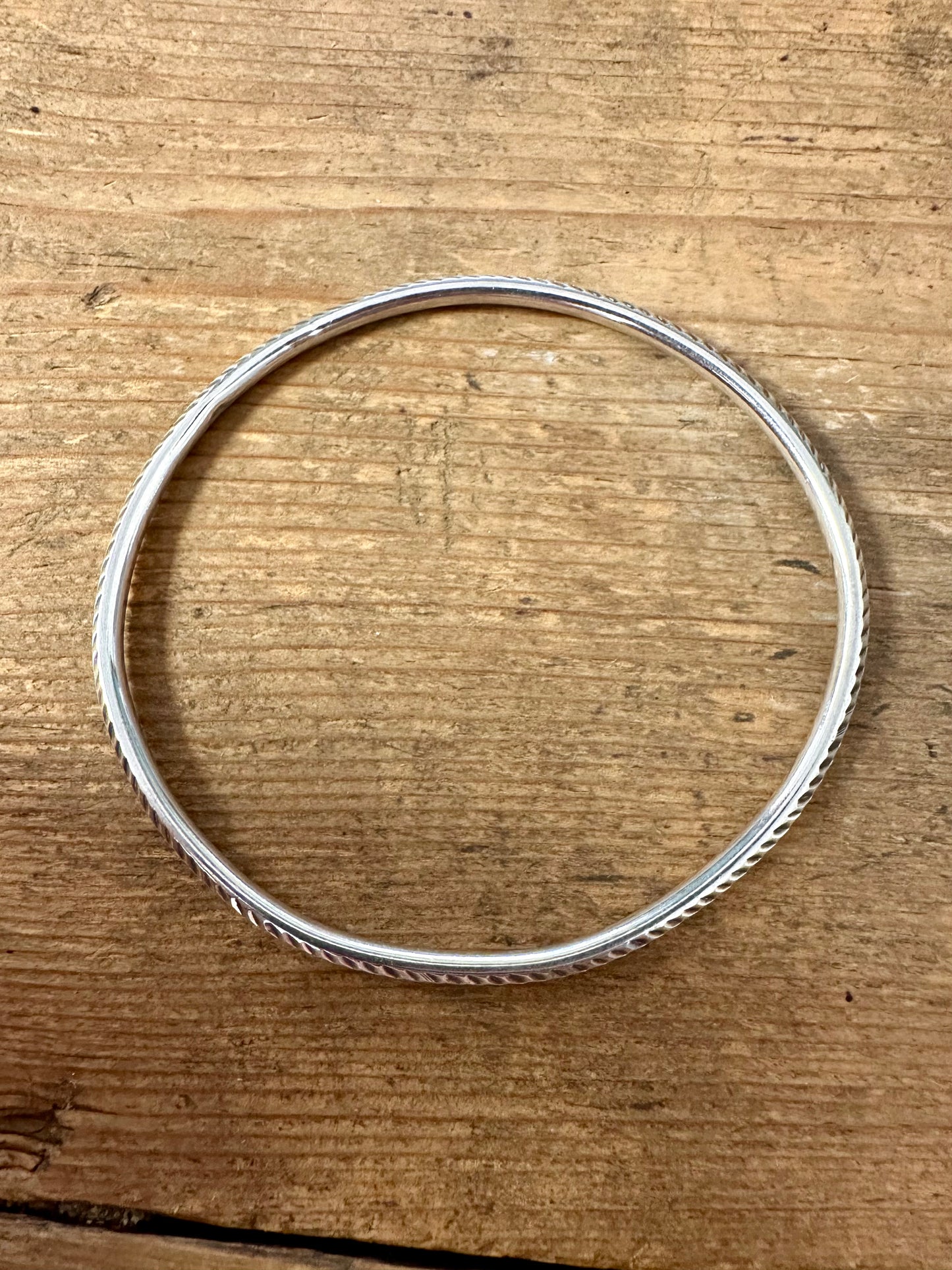 Vintage Textured 925 Silver Bangle