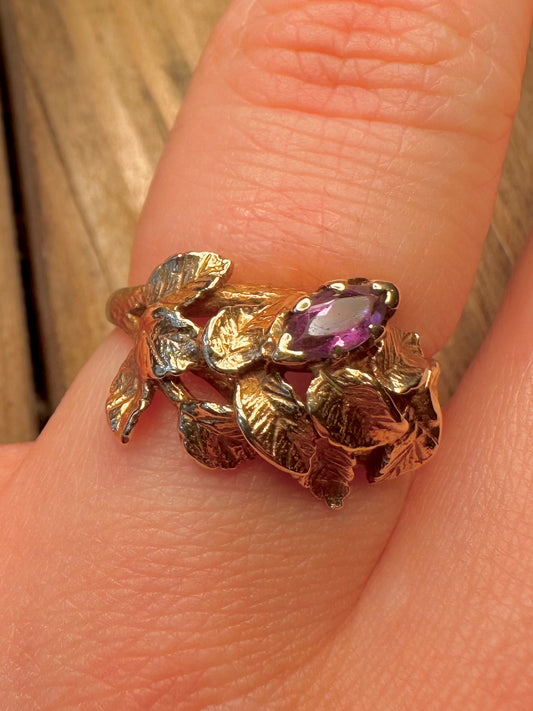 Vintage 1980 9ct Gold Amethyst Leaf Size N1/2 Ring