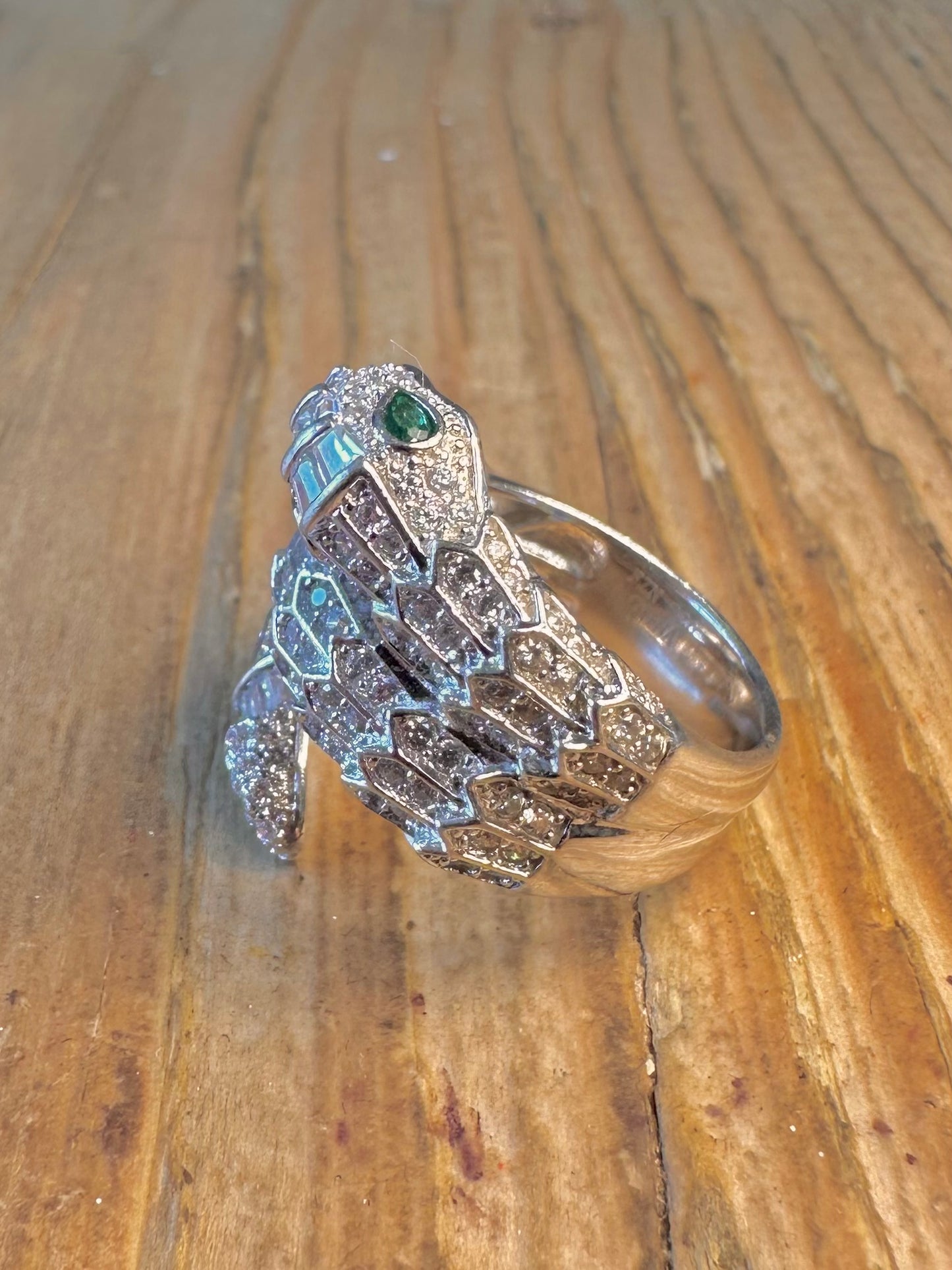 White CZ Serpentine Green Eye Wrapping 925 Sterling Silver Size N1/2 Ring