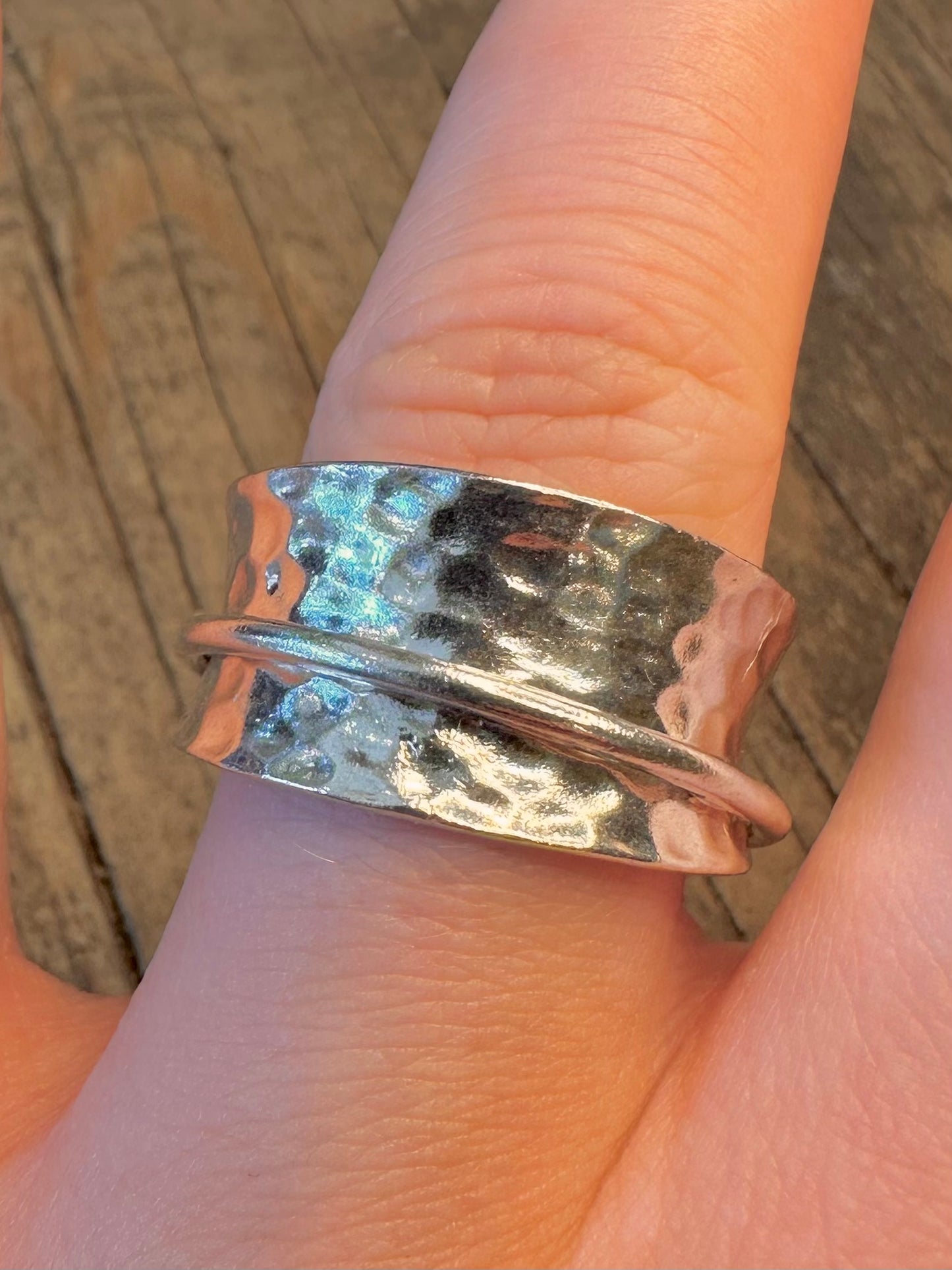 Hammered Curved Spinner Band 925 Sterling Silver Size V Ring